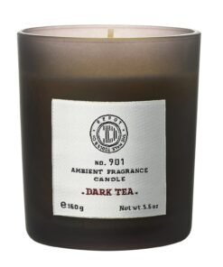 Depot 900 аромата № 901 тъмен чай ароматна свещ 160 g