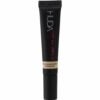 Huda Beauty The Overachiever пълно покритие течен коректор 22N карамелена царевица 10 ml