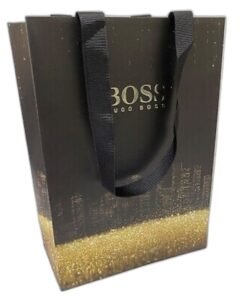 Hugo Boss Boss картонена чанта GWP черна 25 x 18 x 9 cm