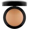 MAC Mineralize SkinFinish Natural озаряваща компактна пудра средно тъмна 10 g