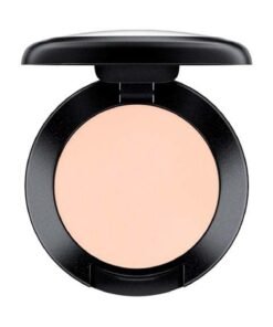 MAC Studio Finish Прахообразен коректор W10 SPF 35 7 g